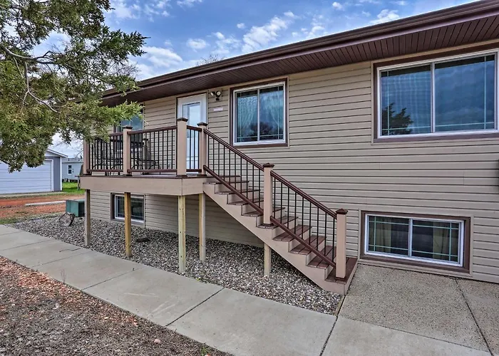 Sacajawea Suite Of Dakota Place Lodge In Medora!